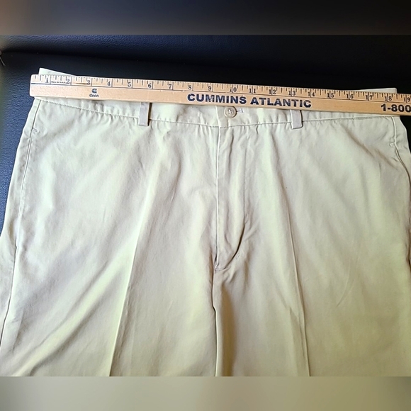 Daniel Bishop Shorts Men's 38 Tan Cotton Blend Flat Front Stay Tucked Waistband - Picture 2 of 9